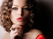 Roșu și culoare neagră, lookcolor (diluat roșu negru) Roșu și culoare neagră, lookcolor