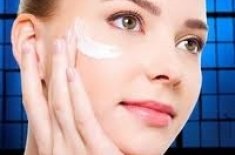 Crema de acnee pe fata ta pe care le puteți cumpăra în magazin și cum să gătească o cremă la domiciliu (fata) Crema de acnee pe fata ta pe care le puteți cumpăra în magazin și cum să gătească o cremă la domiciliu