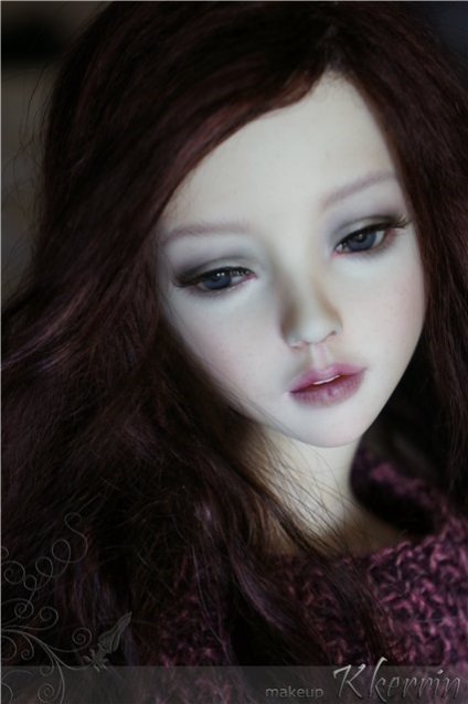 machiaj Doll (machiaj, cu fața în sus papusa) (cu mâinile) Doll machiaj (machiaj, cu fața în sus papusa)