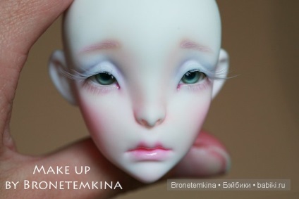 machiaj Doll (machiaj, cu fața în sus papusa) (video) Doll machiaj (machiaj, cu fața în sus papusa)