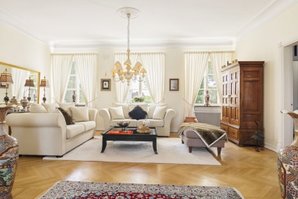 Candelabre în interior, elegant, modern și clasic lumina plafon în camera de zi, bucătărie sau (interior) Candelabre în interior, elegant, modern și clasic lumina plafon în camera de zi, bucătărie sau