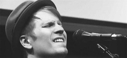 Patrick Stump biografie și de familie (Stump) Patrick Stump biografie și de familie