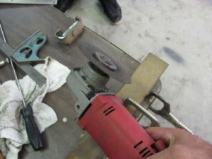 Îndreptarea instrument-spatula cu mâinile (mâini) Îndreptarea instrument-spatula cu propriile sale mâini