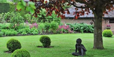 figurine de grădină la cabana lor de vară în grădină, cu propriile sale mâini, idei (gradina) figurine de grădină la cabana lor de vară în grădină cu mâinile propriile sale idei,