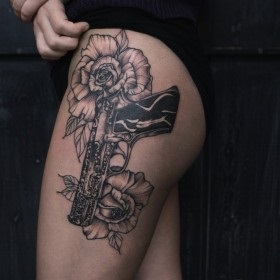 pistol de tatuaj (tatuaje) pistol tatuaj