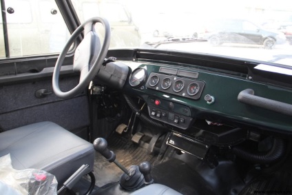 UAZ Hunter vs UAZ patriot care cele mai bune masini mari (patriot) Hunter UAZ vs UAZ patriot care cele mai bune masini mari
