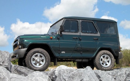 UAZ Hunter vs UAZ patriot care cele mai bune masini mari (Hunter) Hunter UAZ vs UAZ patriot care cele mai bune masini mari
