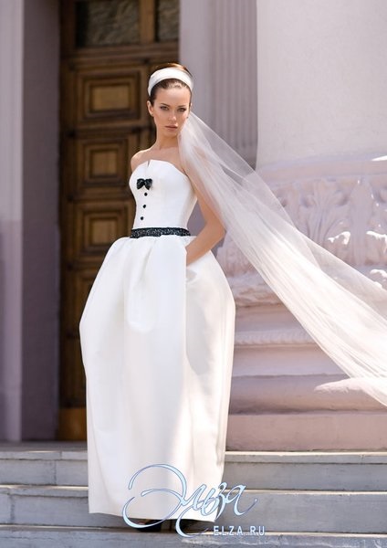 Recunoscute de nunta Elsa interior (compartimentul pentru pasageri) Hits Bridal salon Elsa