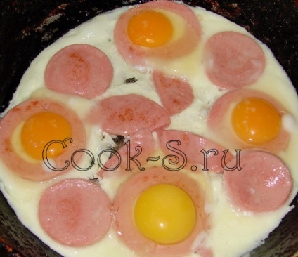 Omletă cu cârnați - un pas cu pas reteta cu fotografii, diverse (diferite) Omletă cu cârnați - un pas cu pas reteta cu fotografii, diferite