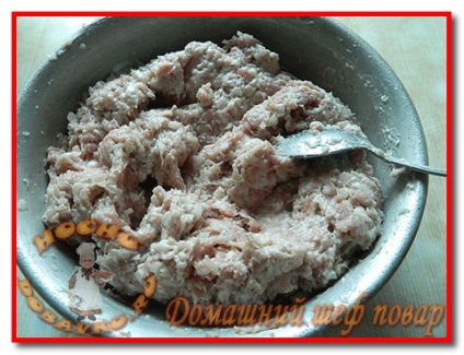 Choux patiserie, umplutura suculentă pentru Ceburek (pateuri) produse de patiserie choux, umplutura suculent pentru Ceburek