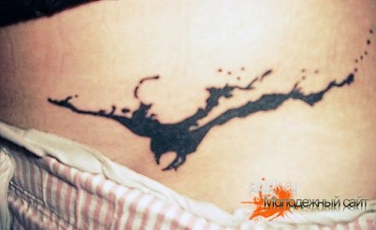 Înțeles tatuaje Corb - poze tatuaj (tatuaje valoare ciori) Semnificație corb tatuaj - poze tatuaj