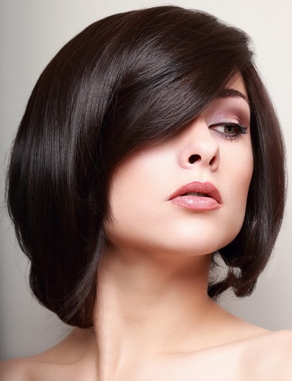 10 moduri simple de a alege o coafura pentru a face față (modele breton gros) 10 moduri simple de a alege o coafura pentru fata