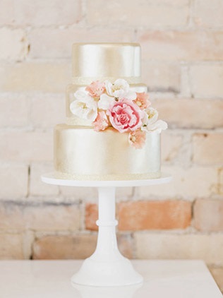 18 tort de nunta uimitoare, decorat cu flori proaspete (tendințe tort de nunta) 18 tort de nunta uimitoare, decorate cu flori proaspete