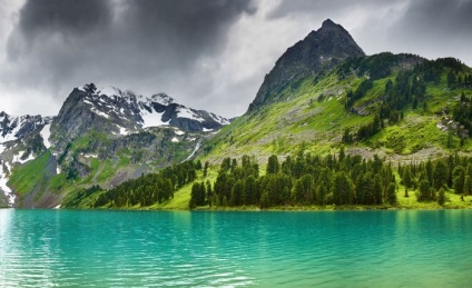 Munții Altai - descrierea și fotografii frumoase (Munții de aur de imagini Altai) Muntii Altai - descriere și fotografii frumoase