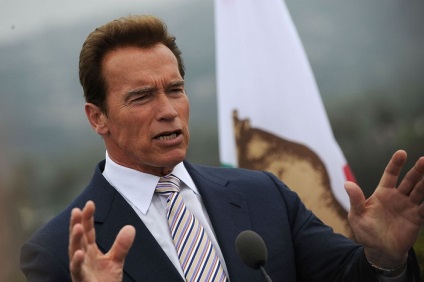 Arnold Schwarzenegger biografie, fotografii, viața personală