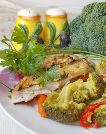 Broccoli cu piept de pui în cuptor (broccoli) Broccoli cu pui la cuptor