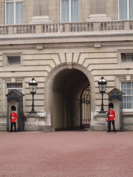 Palatul Buckingham (Buckingham) Palatul Buckingham