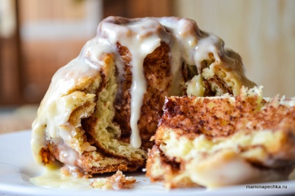 Cinnabon Chifle - reteta acasă (cling film, concediu) Cinnabon Chifle - reteta acasă