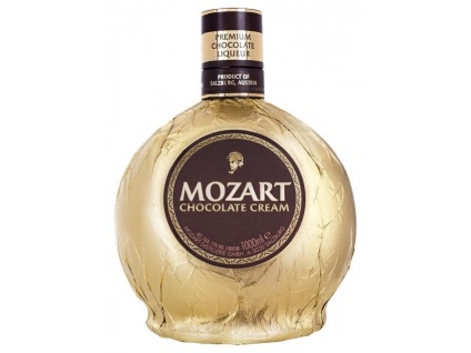 Ceea ce este remarcabil faimos lichior austriac Mozart și cocktail-uri (Mozart) Ceea ce este remarcabil faimos lichior austriac Mozart și cocktail-uri