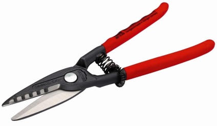Siding tăiat ia în considerare în detaliu, saidinga Montazh (decât instrucțiunea de tăiere metallosiding siding) Siding tăiat ia în considerare în detaliu, Montazh saidinga