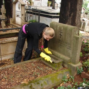Ce se întâmplă dacă turnat pământul din cimitir la casa (do) Ce se întâmplă dacă turnat pământul de la cimitir la casa