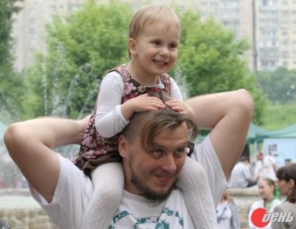 Ce face Europa pentru ucraineni, „Ziua“ ziar (zilnic) Ce face Europa pentru ziarul ucrainean „Ziua“