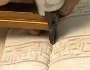 Scaune de decorare cu mâinile lor, ei se vor întoarce la recursul său (recurs) Scaune de decorare cu mâinile lor le va reveni la atracția lor
