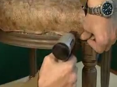 Scaune de decorare cu mâinile lor le va reveni la atracția lor (ei) Scaune de decorare cu mâinile lor le va reveni la atracția lor