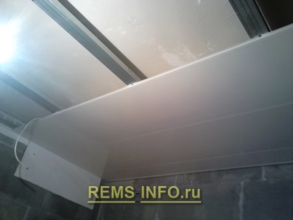 Efectuarea plafonul panouri din plastic într-o baie - exemplul fotografiei (de plastic) Efectuarea plafonul panouri din plastic într-o baie - exemplul fotografiei