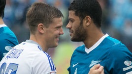 Denisov acțiune întârziată (Denis Photo Alex) Denisov întârziată acțiune