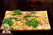 Fetele - bucate japoneze rețetă tory-tyahan cu pui, orez, ouă și legume (orez) Fetele - mâncăruri japoneze reteta Tory-tyahan cu carne de pui, orez, ouă și legume