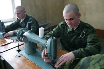 batalion disciplinar (batalion militară disciplinară), în fotografii armată, adrese (în cazul în care acestea sunt), pentru care (în serviciu batalion disciplinar în cadrul contractului) batalion disciplinar (batalion militară disciplinară), în fotografii armată, adrese (în cazul în care acestea sunt), pentru care nu există