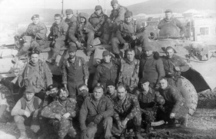 Outfit partizan și supraviețuire (95-96 picioare marines) Ținuta partizan și supravietuitor