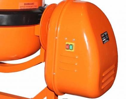 ciment electric de circuit cu motor mixer, o fotografie (motor) ciment electric de circuit cu motor mixer, fotografii