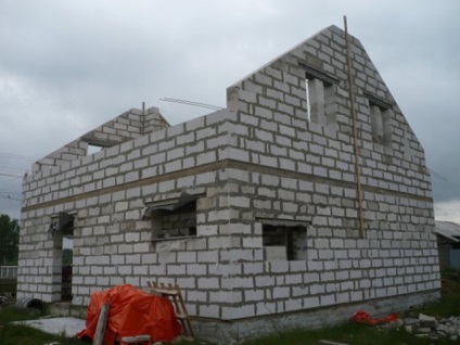 Gazoblok sau bloc de spumă, care este mai bine pentru a alege o (mai bună) Gazoblok sau spuma bloc care este mai bine să aleagă
