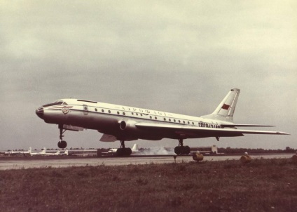 Istoria primului avion sovietic avion de pasageri Tu-104 (poveste) Istoria primului avion sovietic avion de pasageri Tu-104