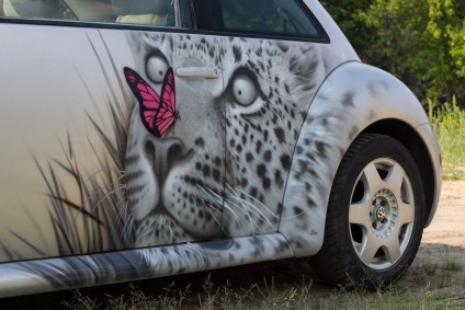 Cum aerografie pe masina (stencil auto aerografului pe capota cu mâinile) Cum aerografie pe masina