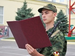Ce pedeapsă amenință evazioniștii din armată, întrebare-răspuns, argumente și fapte (amenințate) Ce pedeapsă amenință evazioniștii din armată, întrebare-răspuns, argumentele și faptele