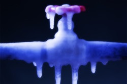 Ca cald variantele congelate decongelarea (țeavă de drenaj pentru a încălzi congelate) țeavă În ceea ce privește exemplele de realizare calde decongela o țeavă înghețat