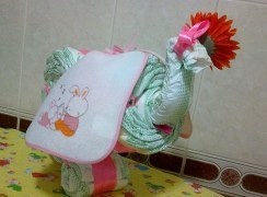Cum sa faci o grămadă de scutece cu mâinile lor (de a face) Cum sa faci o grămadă de scutece cu mâinile lor