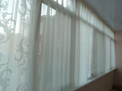 Cum de a face perdele pe balcon cu mâinile (perdelele pe balcon cu mâinile) Cum de a face perdele pe balcon cu mâinile sale