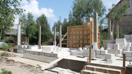 construcții-cadru monolitic de case si vile (cadru-monolit) construcții-cadru monolitic de case si vile