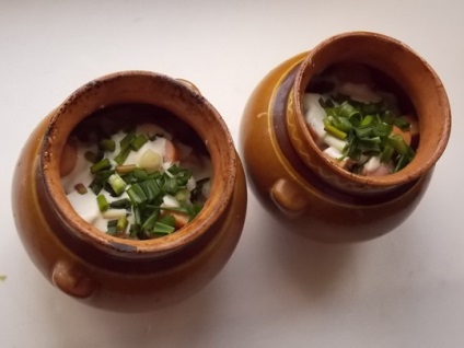Cartofi într-un vas cu cârnați - rețetă în cuptor (cartofi cu cârnați în cuptor) Cartofi într-o oală cu cârnați - rețetă în cuptor