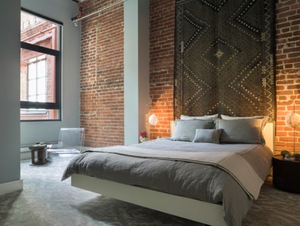Covorul pe covor de perete de perete într-un interior modern, fotografii și sfaturi despre Wall Modern (moderne) Covorul pe covor de perete de perete într-un interior modern, fotografii și sfaturi despre Wall Modern
