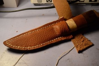 Piele de caz pentru cuțitul cu mâinile, cu propriile sale mâini (mâini) Piele de caz pentru cuțitul cu mâinile, cu propriile sale mâini