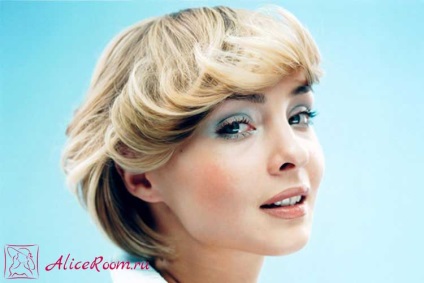Coafura Creative pentru parul scurt - un minim de efort, hair styling (styling creativ pentru parul scurt) Coafura Creative pentru parul scurt - un minim de efort, hair styling