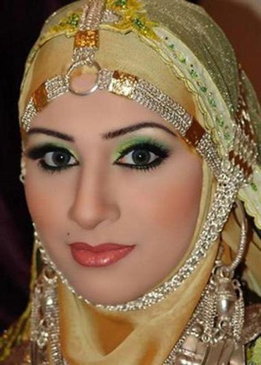 Cine sunt fata orientale (Oriental) Cine sunt fata orientale