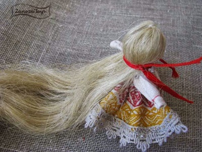 Un dolly pentru fericire (pătrat de țesut) Doll pentru noroc