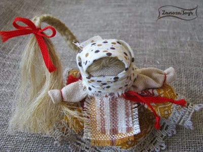 Un dolly pentru fericire (pătrat de țesut) Doll pentru noroc