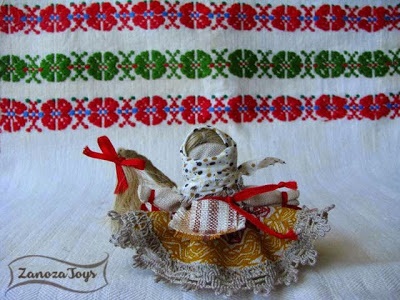 Un dolly pentru fericire (pătrat de țesut) Doll pentru noroc